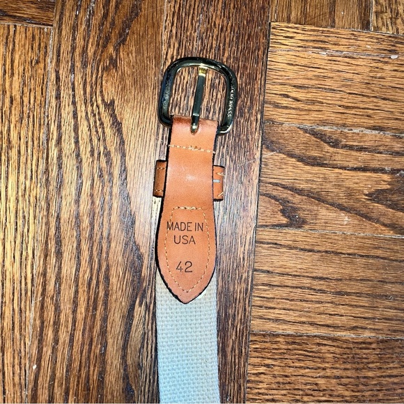Cabela’s Tan Canvas Leather Ends Solid Brass Buckle Fish Belt Size 42 - Picture 9 of 11